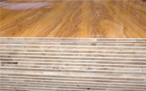 實(shí)木飾面板